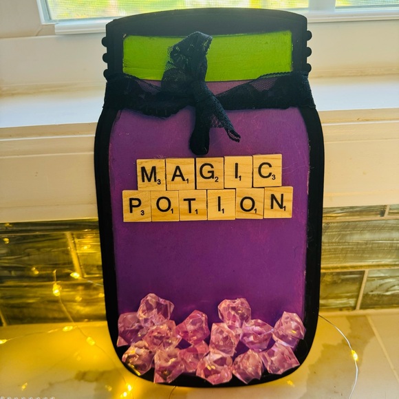 HANDMADE Halloween Magic Potion Spider Web Scene Set Display - Picture 2 of 10
